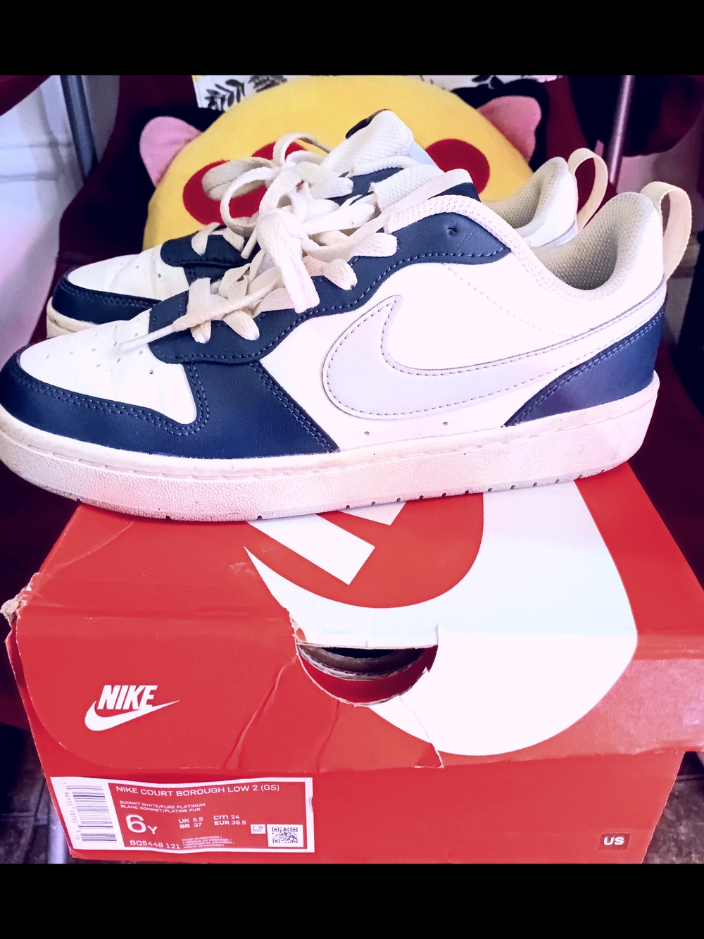 Nike Kids White and Navy Low-Top Sneakers 6Y
